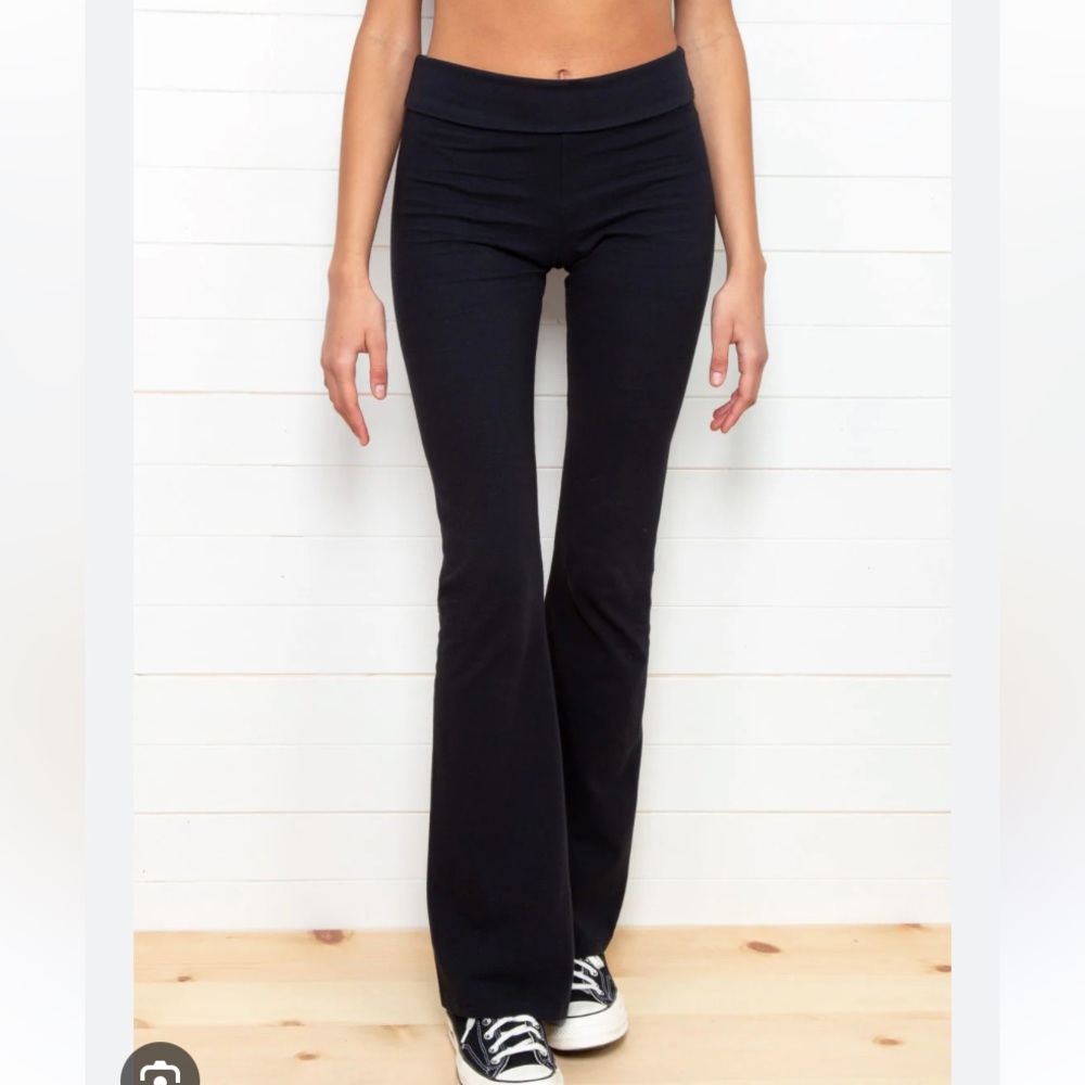 Brandy Melville Priscilla Flared Leggings